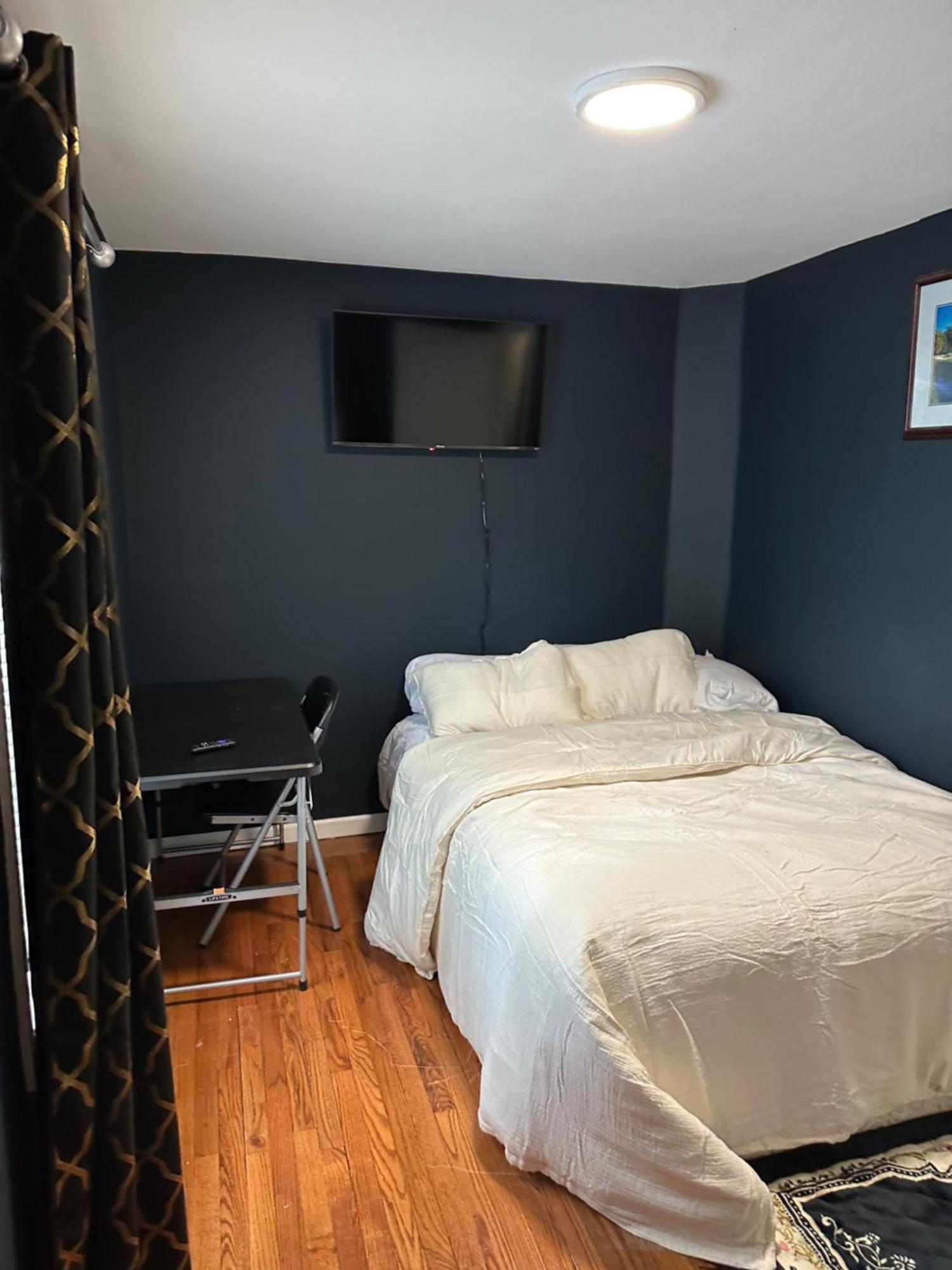 Fidelia Crystal Room, Queen Bed Minutes From Newark Liberty International Airport And Newark Penn Station アーヴィントン エクステリア 写真