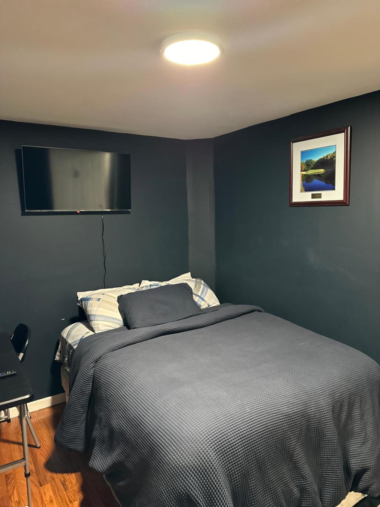 Fidelia Crystal Room, Queen Bed Minutes From Newark Liberty International Airport And Newark Penn Station アーヴィントン エクステリア 写真